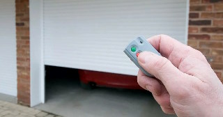 Купить автоматику для рулонных ворот Алейск, цена от 2804 руб.