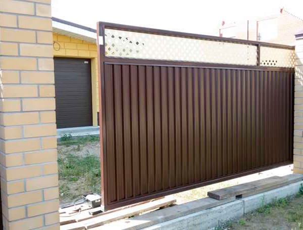 Эстетика и Надежность: Ворота Grand Line для Вашего Дома в Алейске от 37873 руб